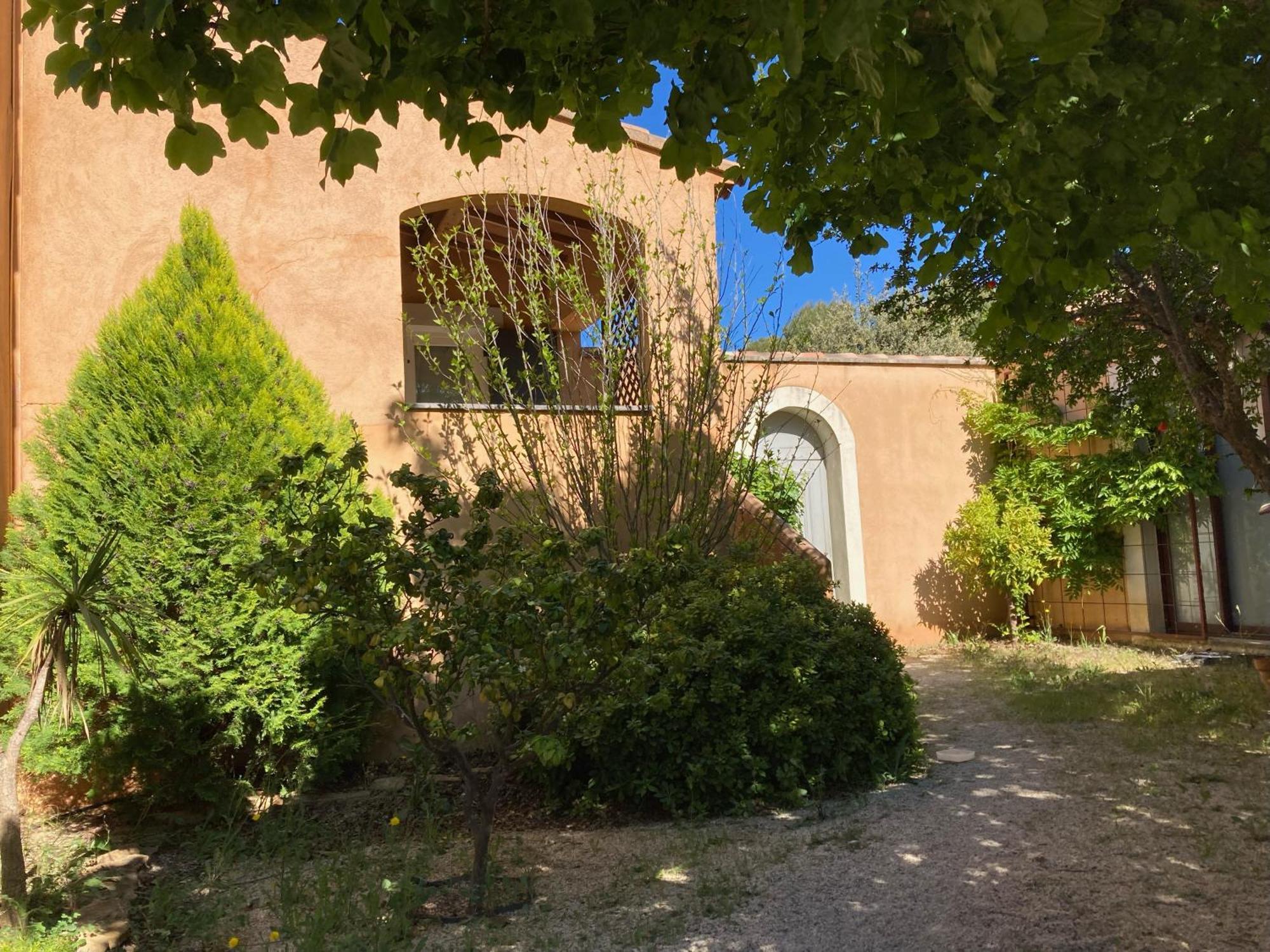Le Patio Lägenhet Laouque Exteriör bild